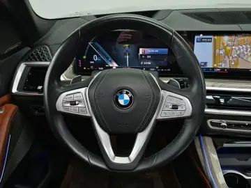 2023 BMW X7 с пробегом 21 191 км