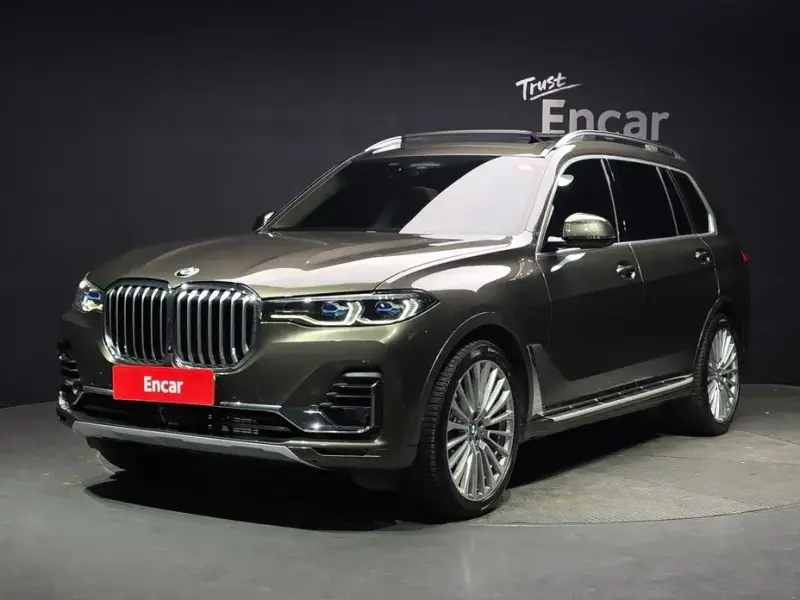 2022 BMW X7 с пробегом 120 047 км