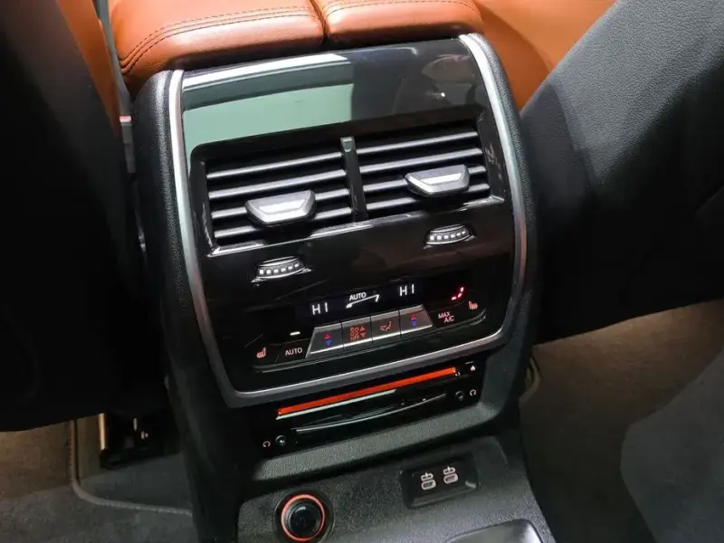 2022 BMW X7 с пробегом 120 047 км