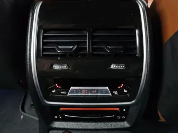 2022 BMW X7 с пробегом 63 032 км