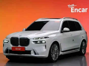 2023 BMW X7 с пробегом 64 679 км
