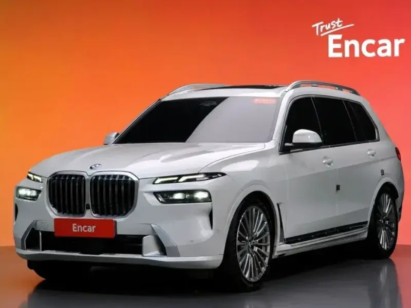 2023 BMW X7 с пробегом 64 679 км