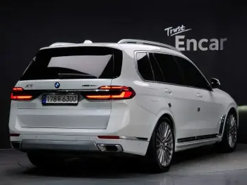 2023 BMW X7 с пробегом 64 679 км