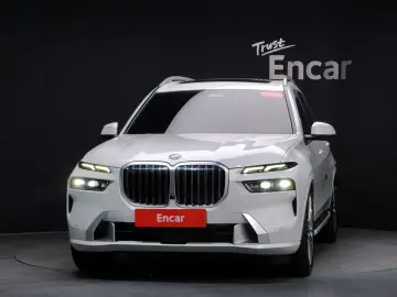 2023 BMW X7 с пробегом 64 679 км