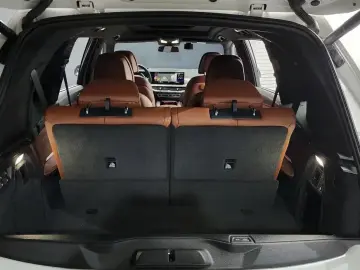 2023 BMW X7 с пробегом 64 679 км