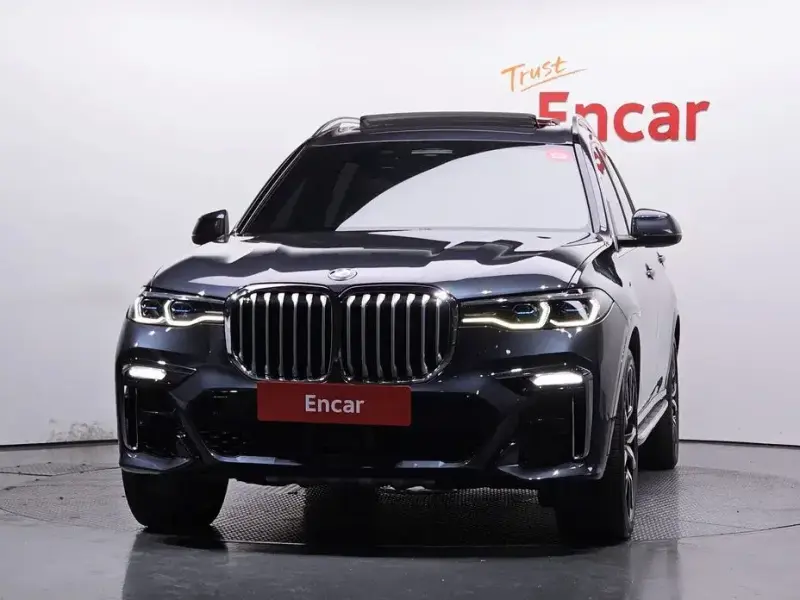 2021 BMW X7 с пробегом 67 035 км