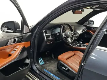 2021 BMW X7 с пробегом 67 035 км