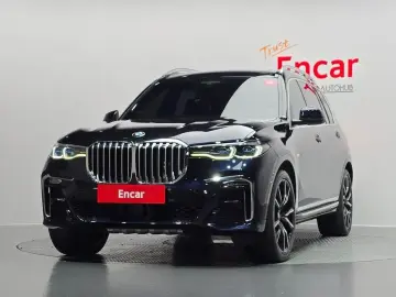 2021 BMW X7 с пробегом 39 986 км