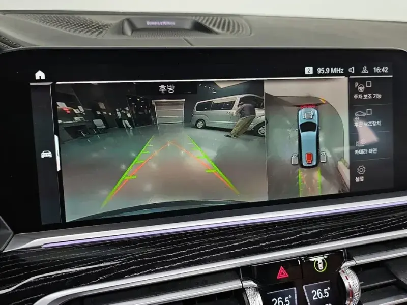2021 BMW X7 с пробегом 67 035 км