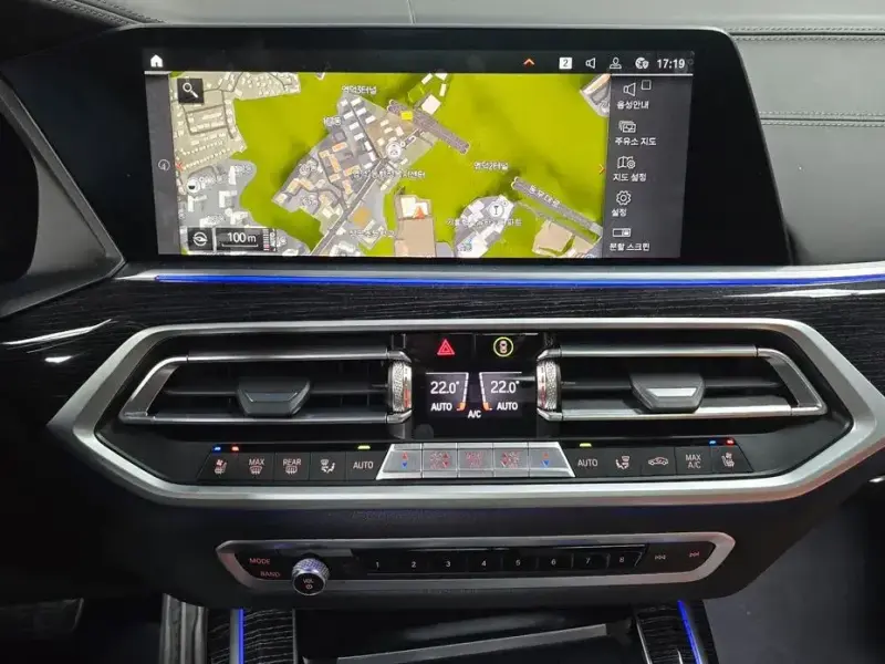 2021 BMW X7 с пробегом 39 986 км