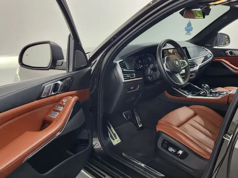 2022 BMW X7 с пробегом 62 088 км