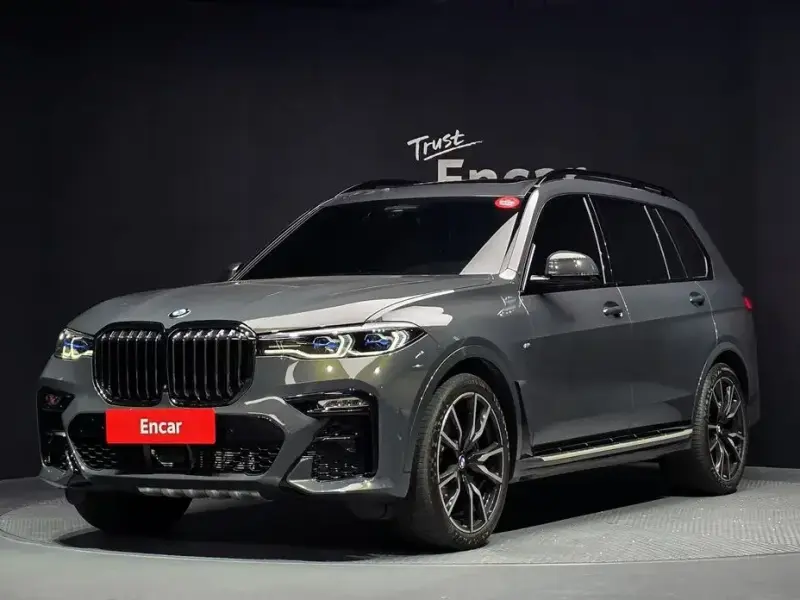 2022 BMW X7 с пробегом 41 637 км