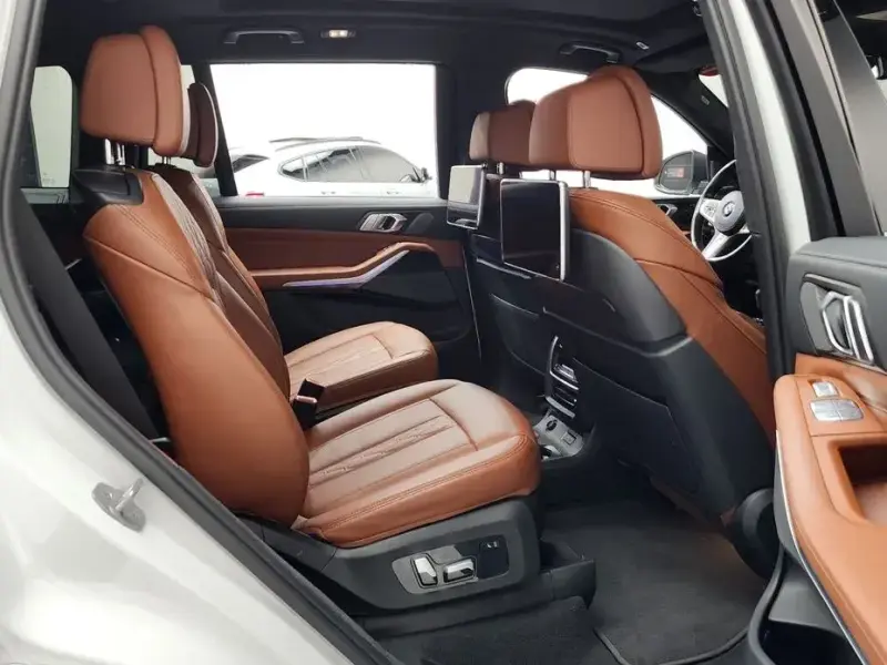 2022 BMW X7 с пробегом 75 645 км