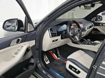 2022 BMW X7 с пробегом 41 637 км