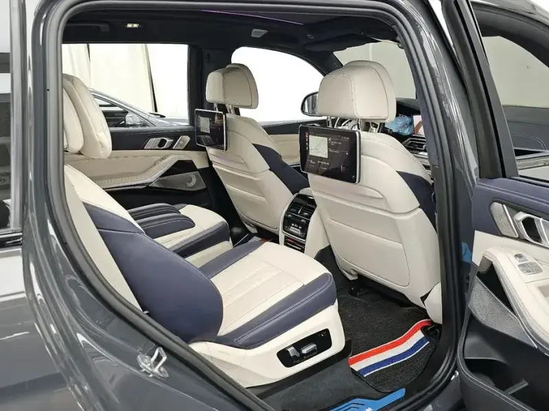2022 BMW X7 с пробегом 41 637 км