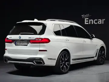 2022 BMW X7 с пробегом 43 852 км