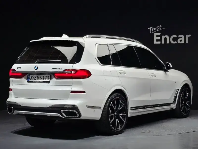 2022 BMW X7 с пробегом 43 852 км