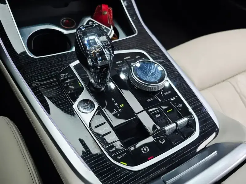 2022 BMW X7 с пробегом 43 852 км