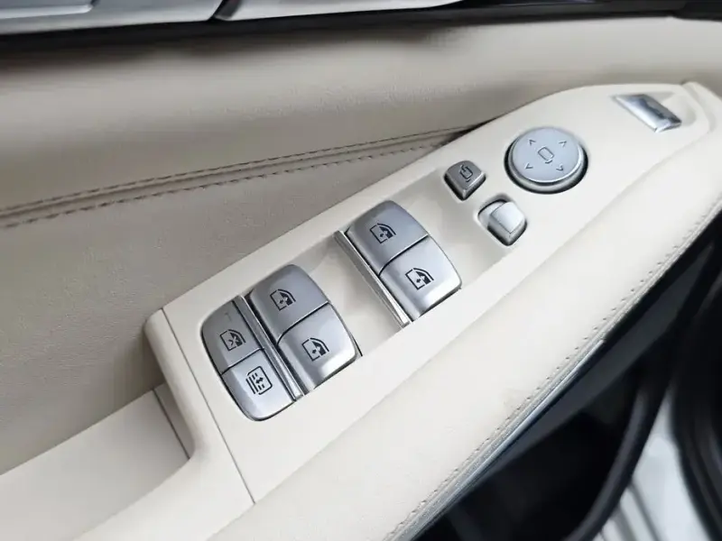 2022 BMW X7 с пробегом 43 852 км