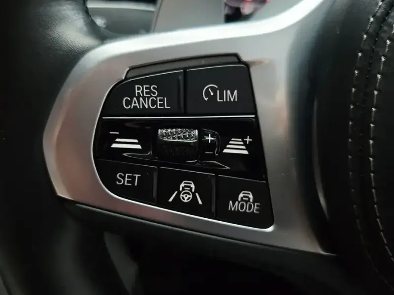 2022 BMW X7 с пробегом 43 852 км