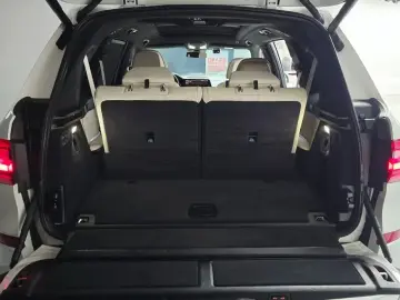 2022 BMW X7 с пробегом 43 852 км
