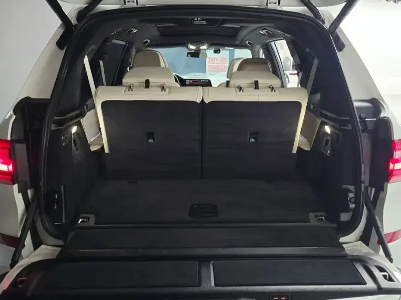2022 BMW X7 с пробегом 43 852 км