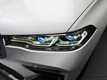 2022 BMW X7 с пробегом 43 852 км
