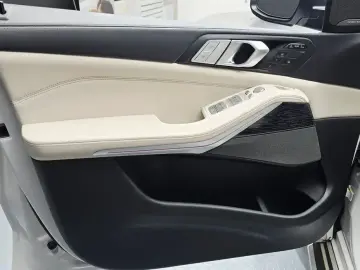 2022 BMW X7 с пробегом 43 852 км