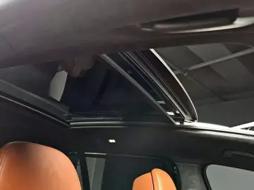 2022 BMW X7 с пробегом 13 913 км