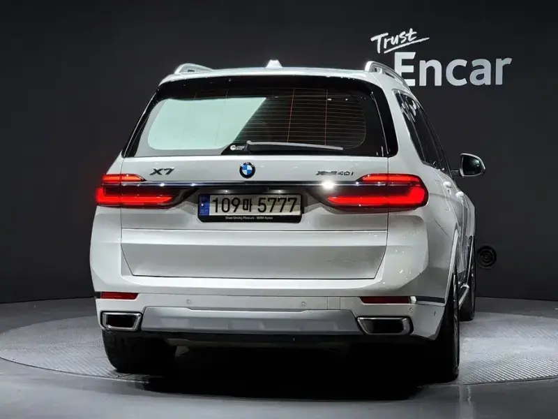 2023 BMW X7 с пробегом 52 613 км