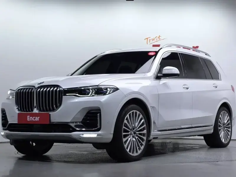 2021 BMW X7 с пробегом 66 682 км