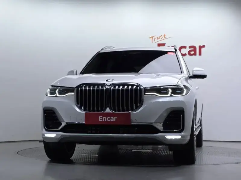 2021 BMW X7 с пробегом 66 682 км
