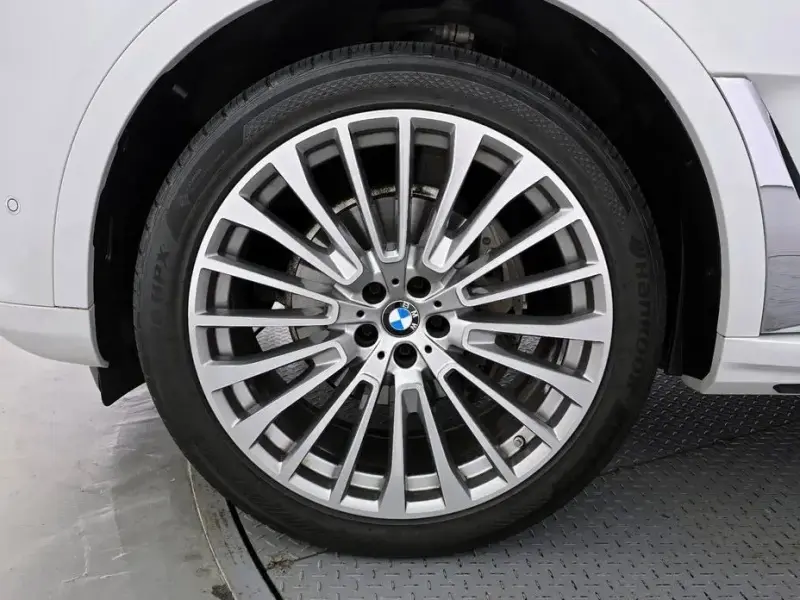 2021 BMW X7 с пробегом 66 682 км