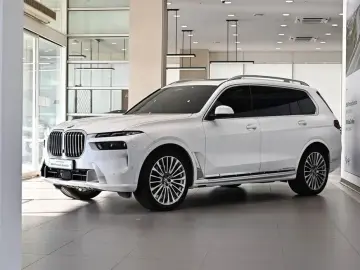 2023 BMW X7 с пробегом 86 411 км