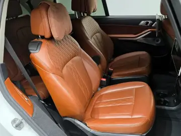 2021 BMW X7 с пробегом 66 682 км