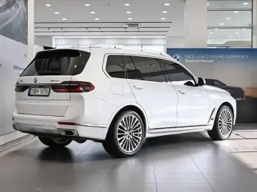 2023 BMW X7 с пробегом 86 411 км