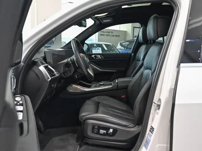 2023 BMW X7 с пробегом 86 411 км