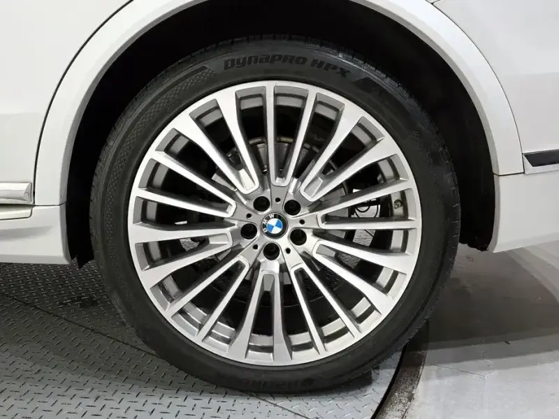 2021 BMW X7 с пробегом 66 682 км