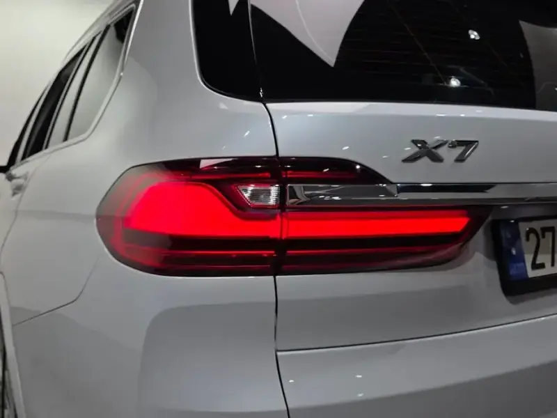 2021 BMW X7 с пробегом 66 682 км