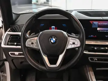 2023 BMW X7 с пробегом 86 411 км