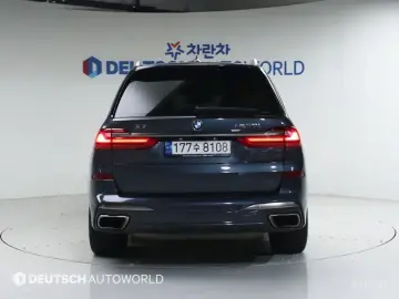 2022 BMW X7 с пробегом 97 929 км