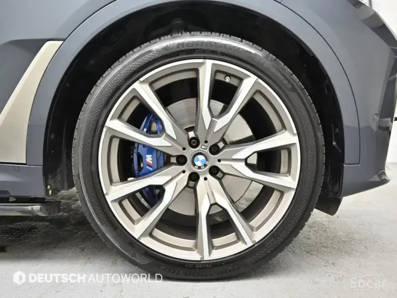 2022 BMW X7 с пробегом 97 929 км