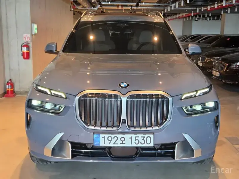2023 BMW X7 с пробегом 89 985 км