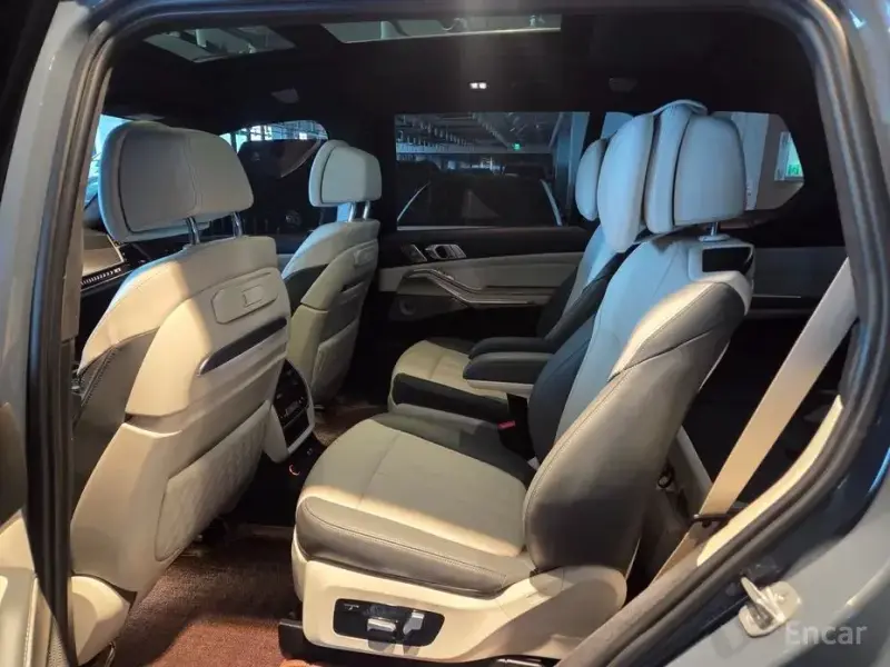 2023 BMW X7 с пробегом 89 985 км