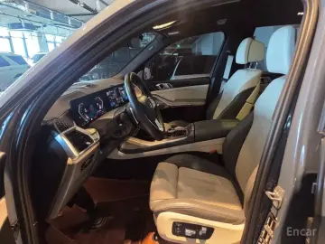 2023 BMW X7 с пробегом 89 985 км
