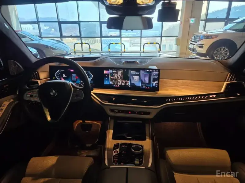 2023 BMW X7 с пробегом 89 985 км