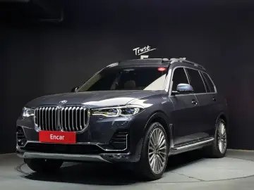 2021 BMW X7 с пробегом 27 376 км
