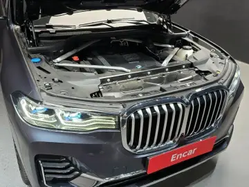 2021 BMW X7 с пробегом 27 376 км