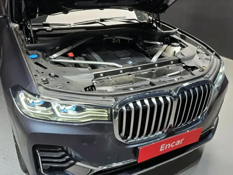 2021 BMW X7 с пробегом 27 376 км