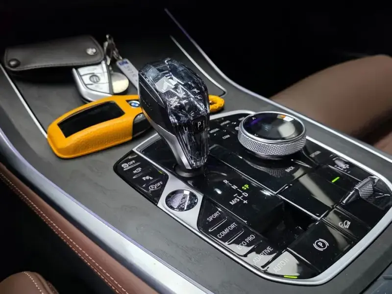 2021 BMW X7 с пробегом 27 376 км